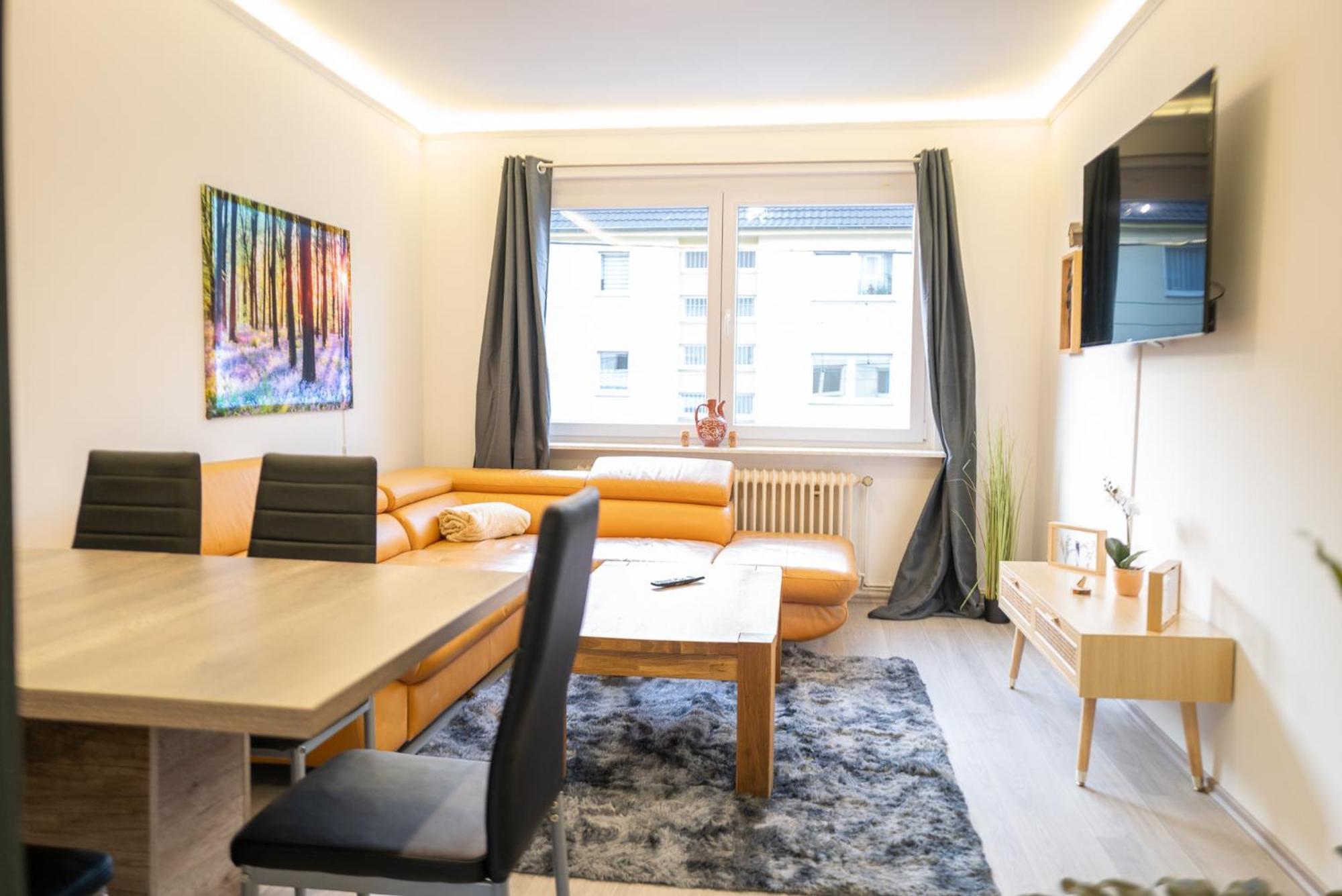 #412 Komfortable, Stilvolle Wohnung Fuer 6 Personen Muelheim an der Ruhr Exterior photo